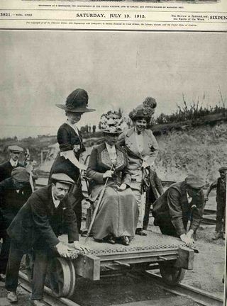 000-ebay--Nov 7queenonacar008