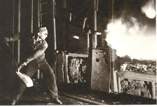 + chair shovelsteel shovel