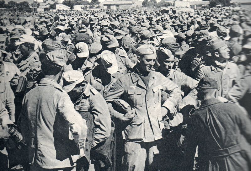 000 crowds tunisia 3020