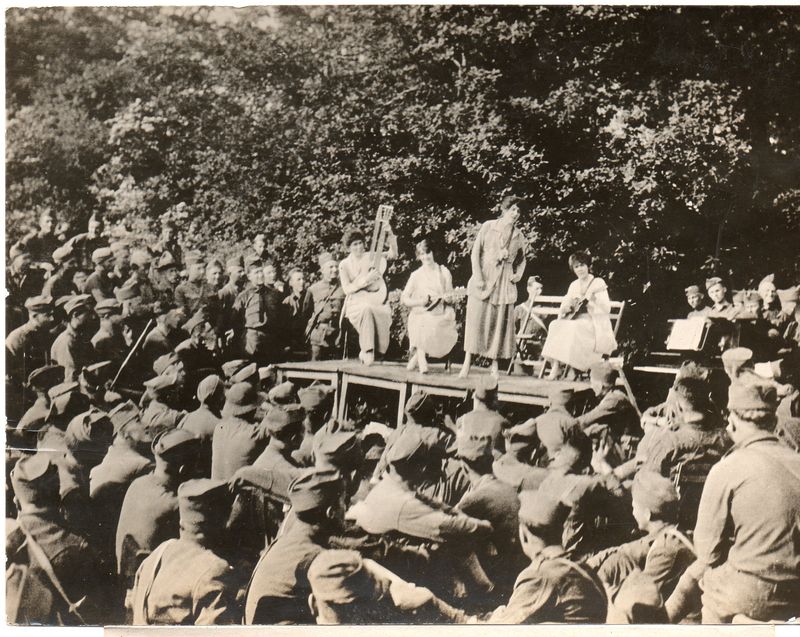 WWI--e--women ywca677