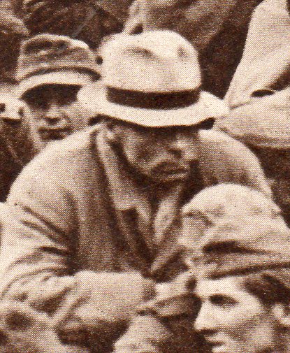 Crowds--German prisoners-left-detaul801 Crowds--German prisoners-left-detaul801