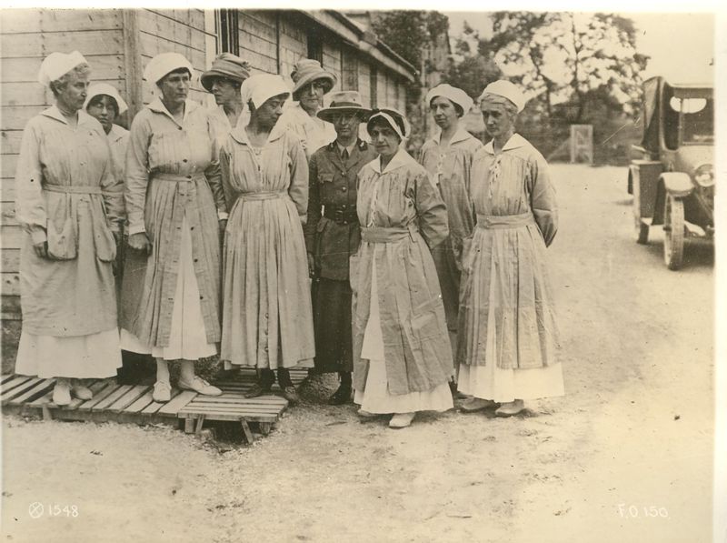 1 april 27 women nurses