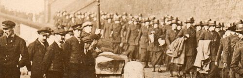 WWI--e--women--nurse pershing det654