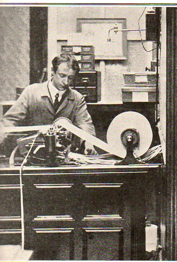 Music role making--5867 Music role making--5867