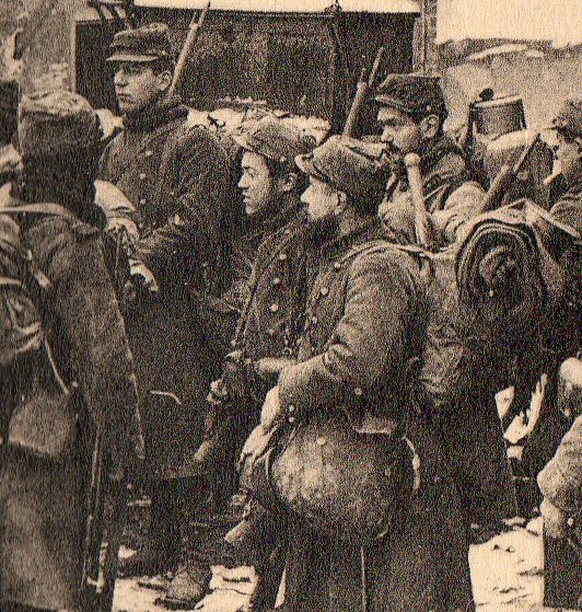 WWI photogravure--soldiers waiting det061