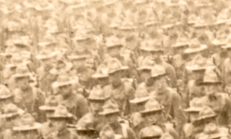 Marching london det353 Marching london det353