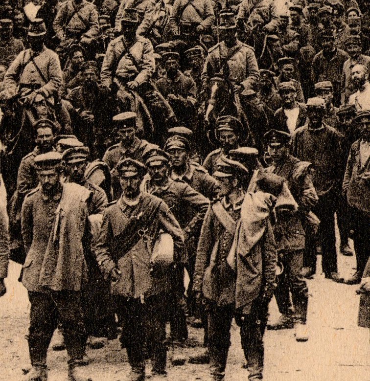 WWI photogravure-prisoners det065