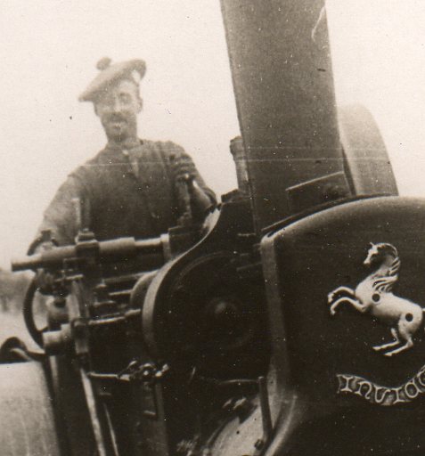 WWI--steamroller detail smile336 WWI--steamroller detail smile336