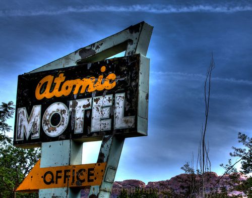 Atomic motel