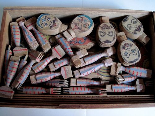 Crandalls acrobats inside box