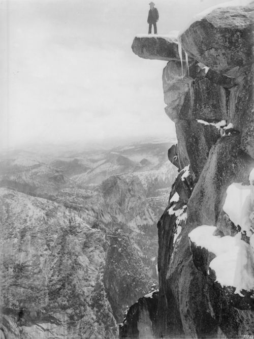 Women yosemite Galen_Clark_on_Glacier_Point_in_Yosemite_National_Park,_ca.1900_(CHS-1207)
