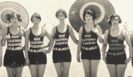 BEauty balboa beach detail