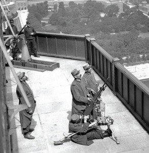 WWI Eiffel tower AA gun WWI Eiffel tower AA gun