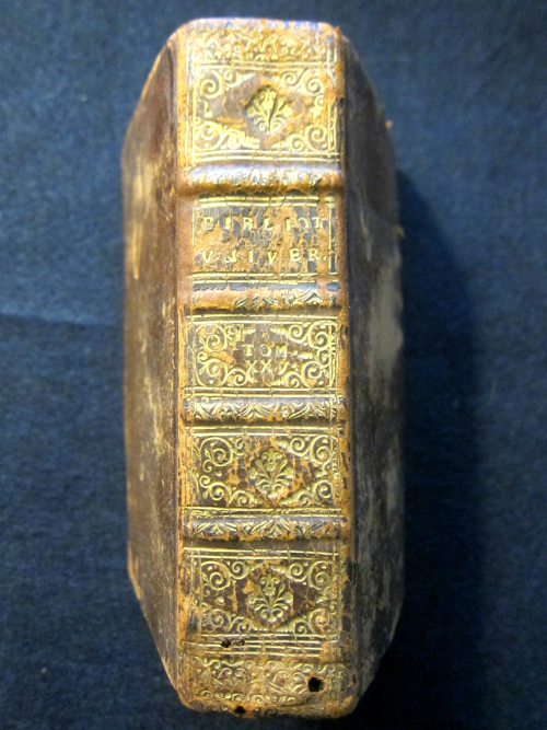 Bibliotheque Uni 1693 _2_