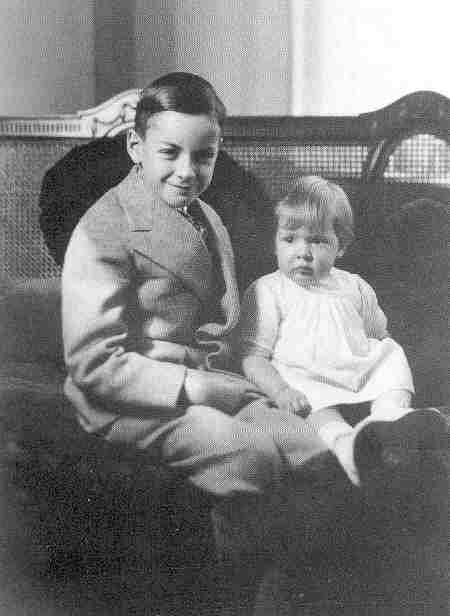 Scientist childhood pics feynman