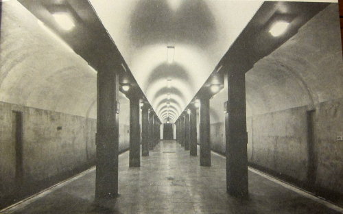 Chicago Subways in tunnel _1_